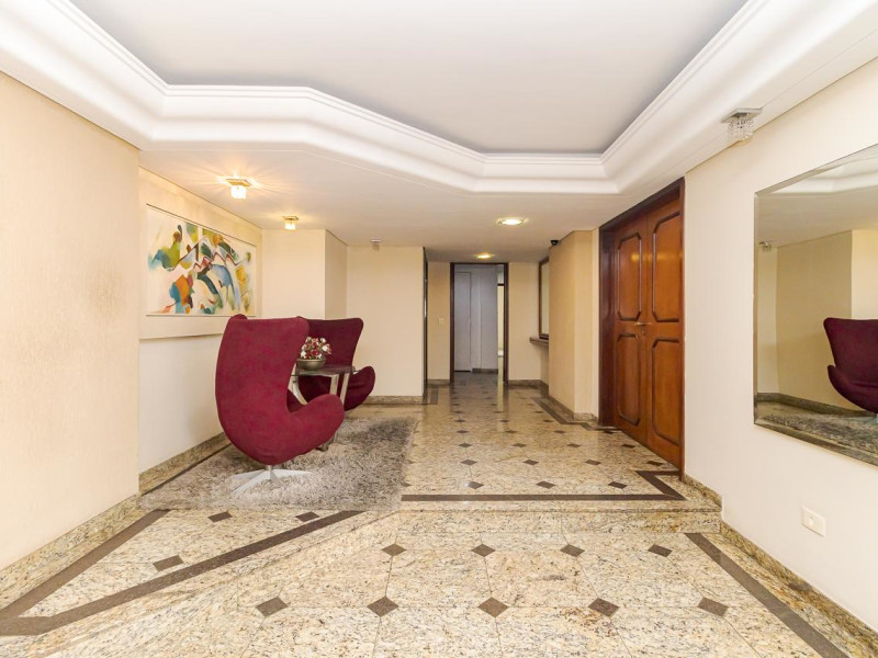 imóvel com 175m² - Água Verde - Curitiba