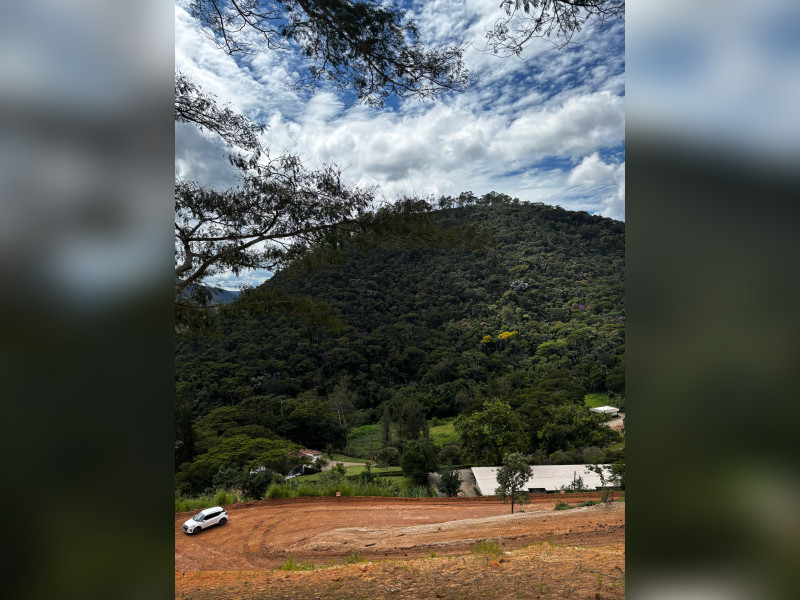 imóvel com 425m² - Granja Mafra - Teresópolis
