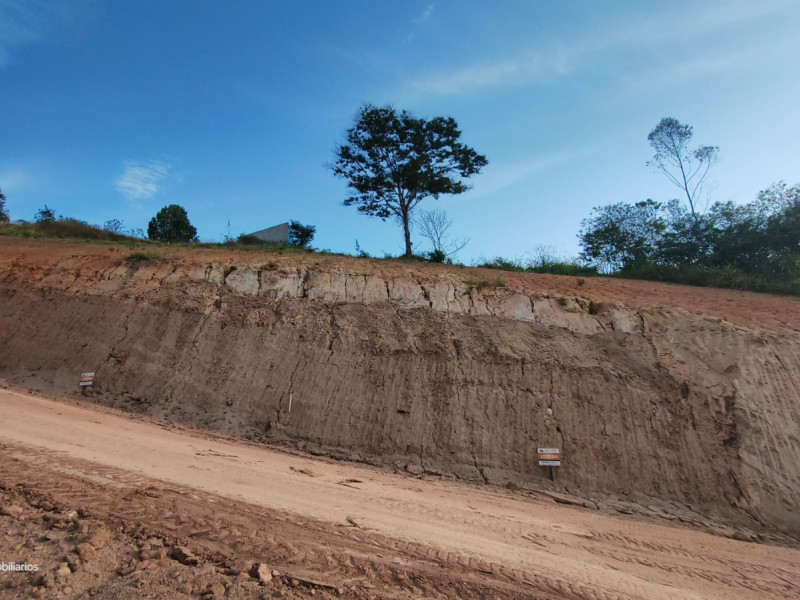 imóvel com 425m² - Granja Mafra - Teresópolis