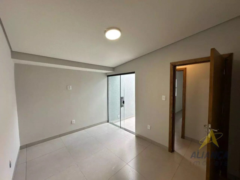 imóvel com 96m² - Vila Bela Vista - Lins