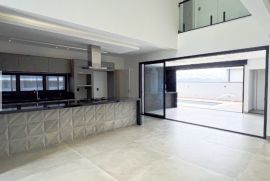 Casa de condom&iacute;nio &agrave; venda Parque Residencial Maria Elmira com 332m&sup2; e 4 quartos por R$ 2.500.000 - img-1662.jpeg