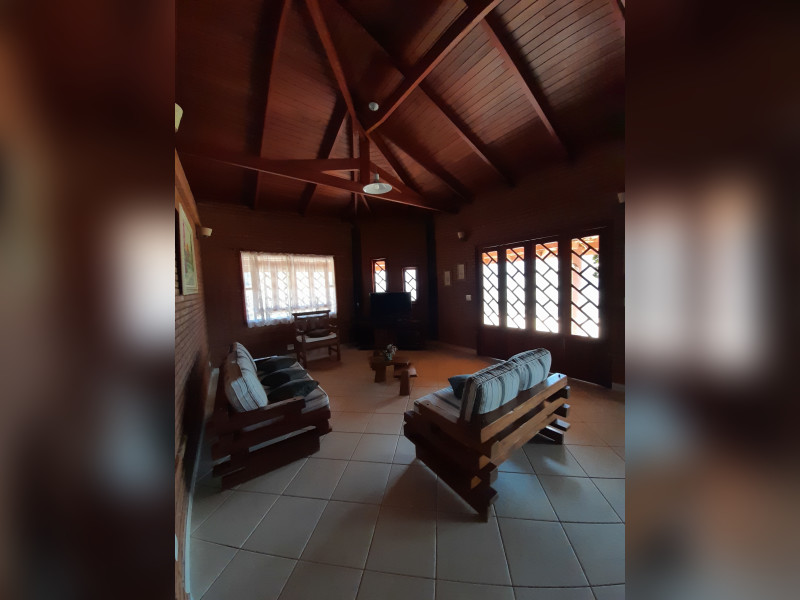 imóvel com 250m² - Centro - Extrema