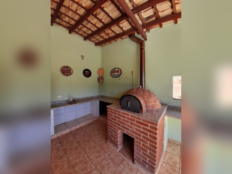 imóvel com 250m² - Centro - Extrema