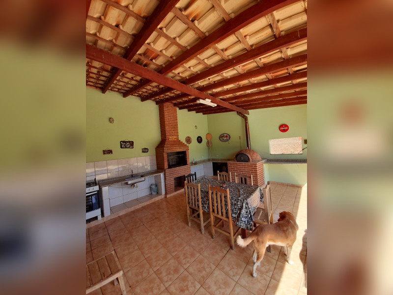 imóvel com 250m² - Centro - Extrema