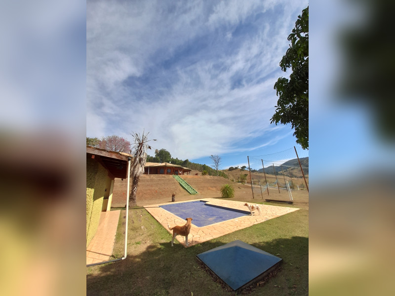 imóvel com 250m² - Centro - Extrema