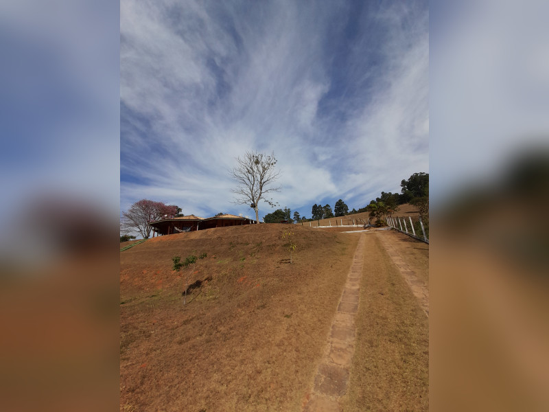 imóvel com 250m² - Centro - Extrema