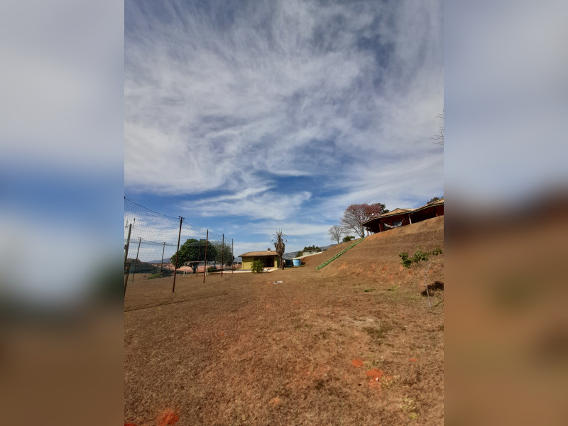 imóvel com 250m² - Centro - Extrema