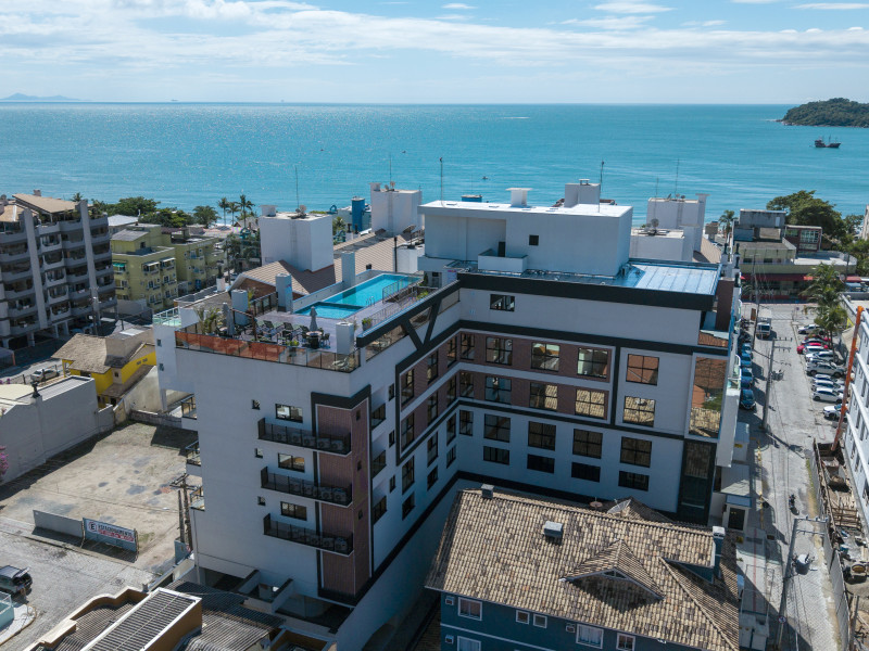 imóvel com 30m² - centro - Bombinhas
