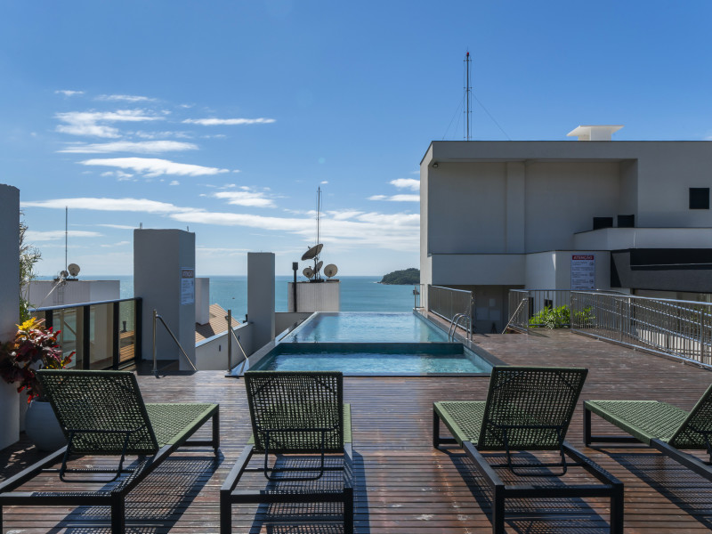 imóvel com 30m² - centro - Bombinhas