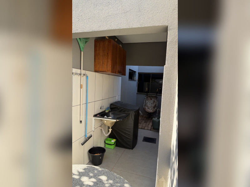 imóvel com 155m² - Esplanada - Dourados