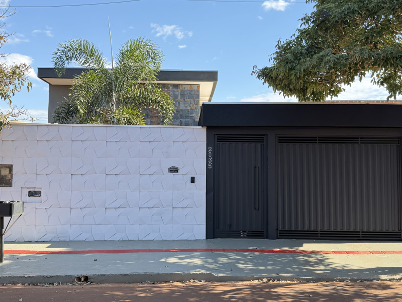 imóvel com 155m² - Esplanada - Dourados