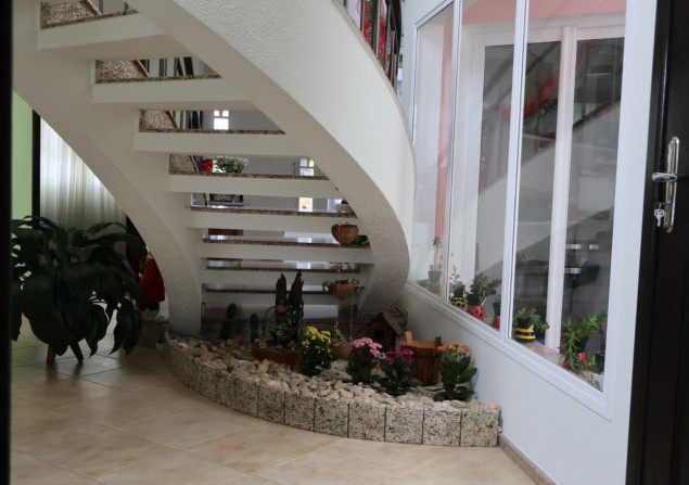 imóvel com 280m²