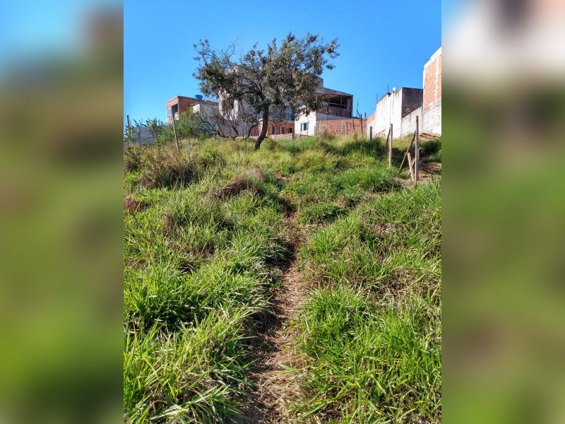 imóvel com 266m² - Jardim Ana Estela - Carapicuiba