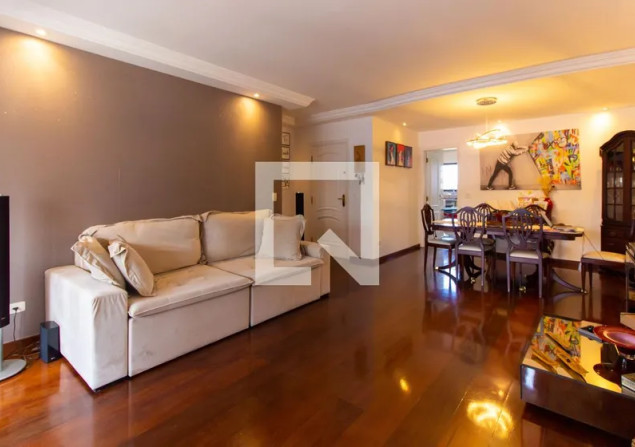 imóvel com 258m²
