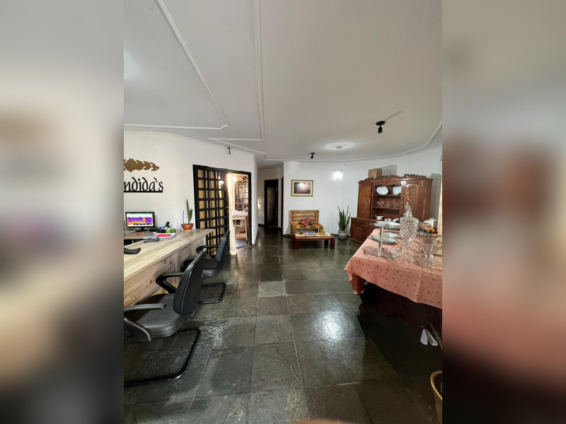 imóvel com 360m² - Vila Miguel Couto - Campo Grande