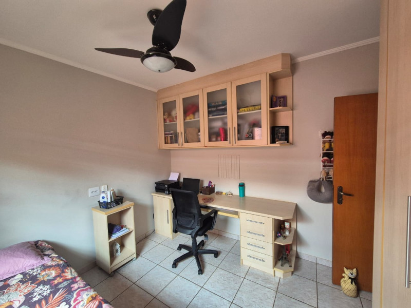 imóvel com 164m² - Parque Laranjeiras - Araraquara