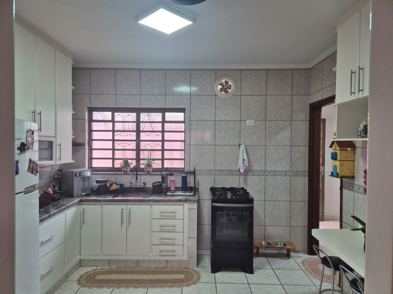 imóvel com 164m² - Parque Laranjeiras - Araraquara