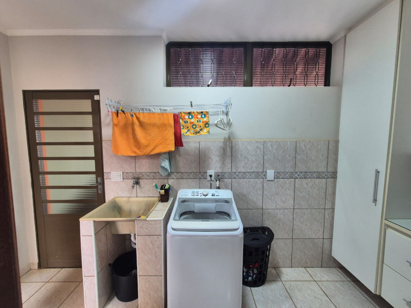 imóvel com 164m² - Parque Laranjeiras - Araraquara