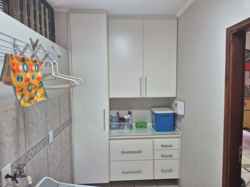 imóvel com 164m² - Parque Laranjeiras - Araraquara