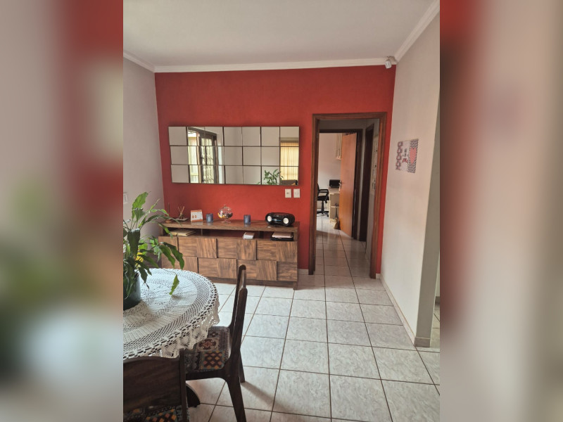 imóvel com 164m² - Parque Laranjeiras - Araraquara