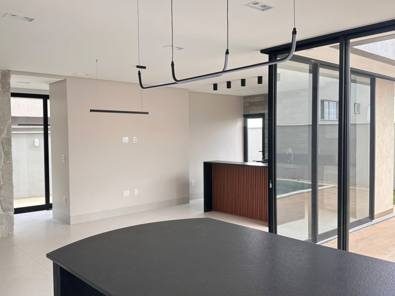 imóvel com 227m² - Jardins Capri - Senador Canedo