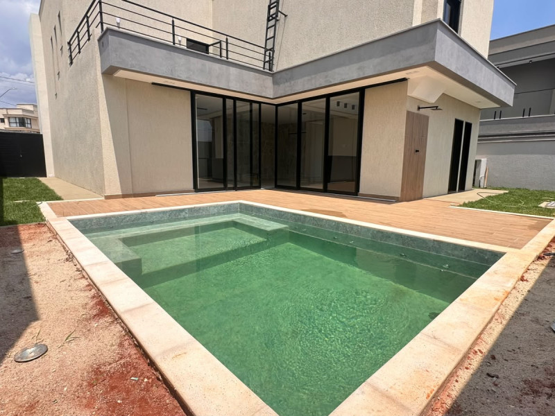 imóvel com 227m² - Jardins Capri - Senador Canedo