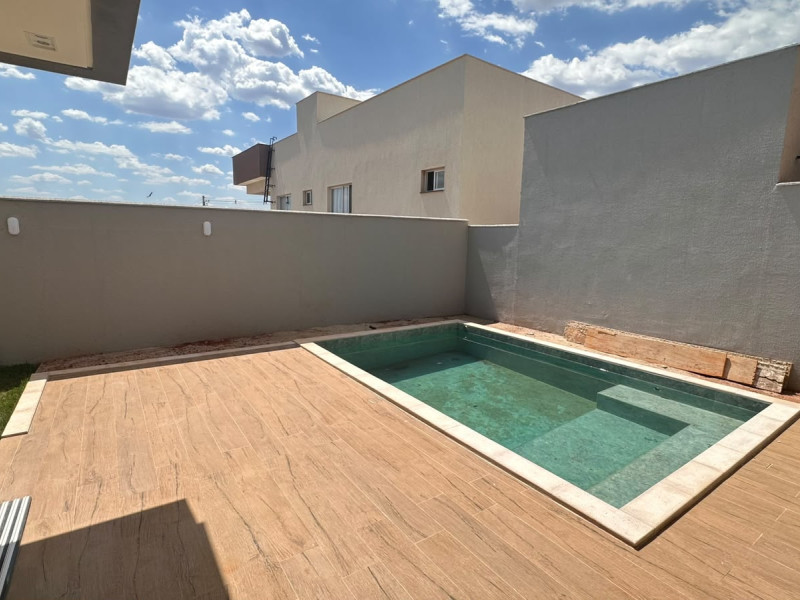 imóvel com 227m² - Jardins Capri - Senador Canedo