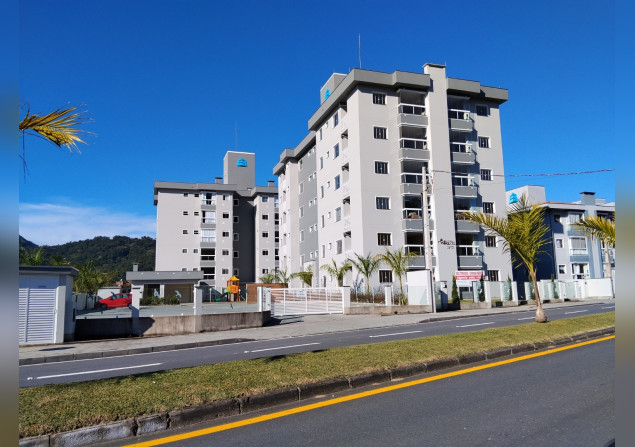 imóvel com 76m²