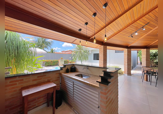 imóvel com 440m²