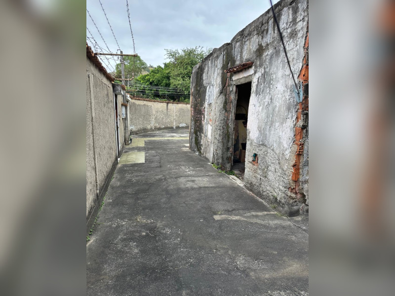 imóvel com 256m² - Bangu - Rio de Janeiro