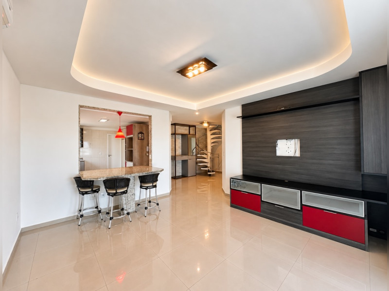 imóvel com 270m² - Riviera Fluminense - Macaé