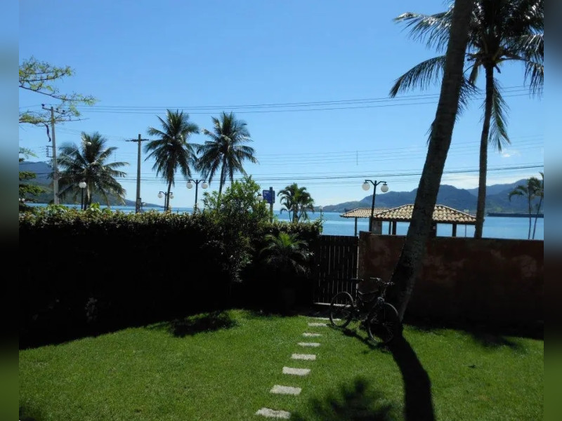 imóvel com 300m² - Centro - Ilhabela