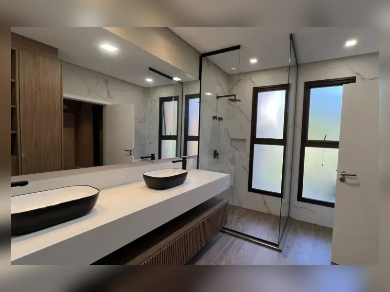 imóvel com 450m² - Centro - Biguacu