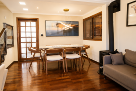 Casa &agrave; venda Vila Silveira Martins com 160m&sup2; e 3 quartos por R$ 640.000 - sala-de-jantar.png