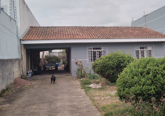imóvel com 770m²
