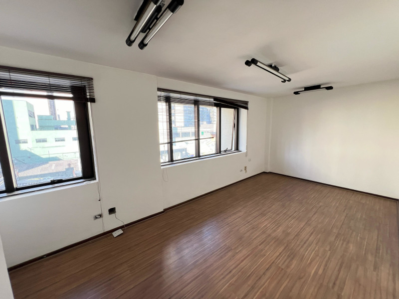imóvel com 22m² - Centro - Curitiba