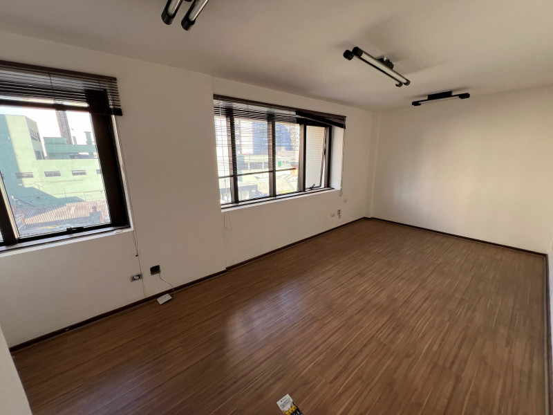 imóvel com 22m² - Centro - Curitiba