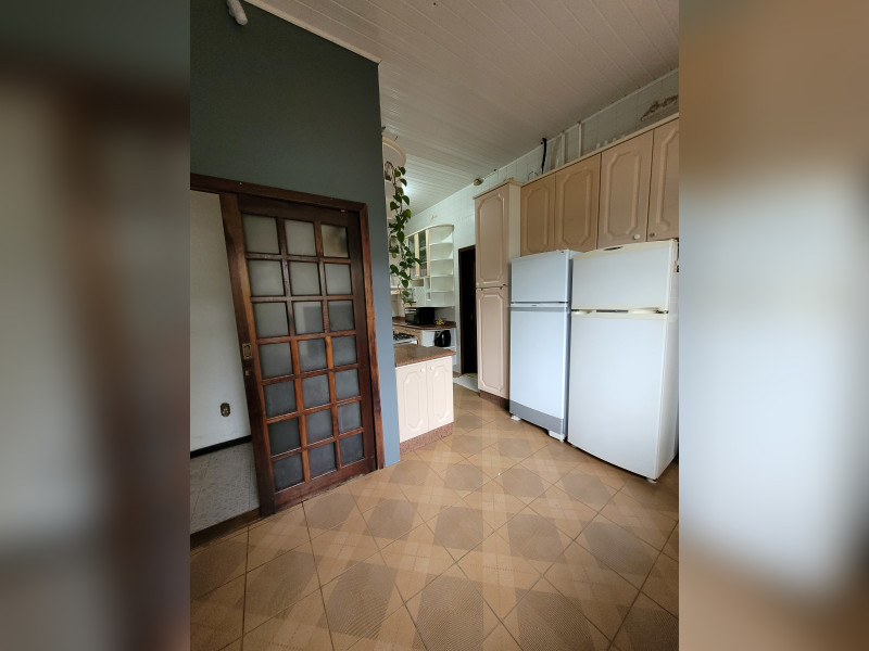 imóvel com 330m² - Uvaranas - Ponta Grossa