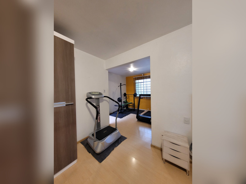 imóvel com 330m² - Uvaranas - Ponta Grossa