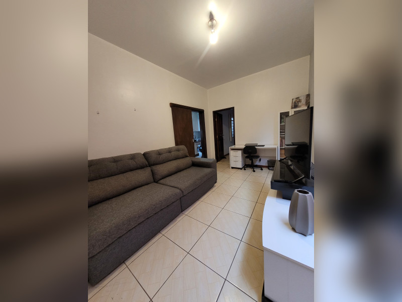imóvel com 330m² - Uvaranas - Ponta Grossa