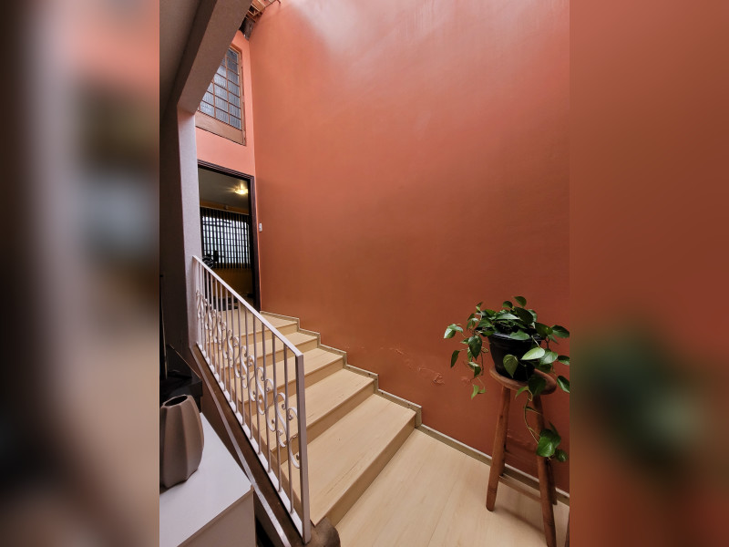 imóvel com 330m² - Uvaranas - Ponta Grossa