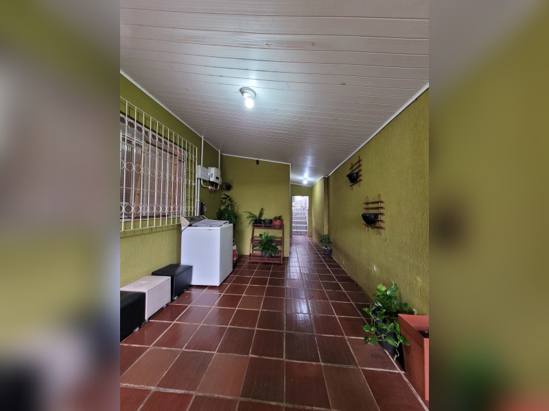 imóvel com 330m² - Uvaranas - Ponta Grossa