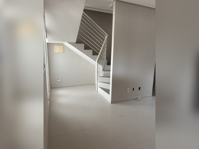 imóvel com 74m² - Santa Cruz dos Lazaros - Jacareí