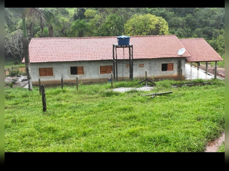 imóvel com 2147483647m² - Centro - Campinacu
