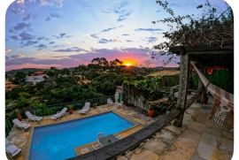 Casa &agrave; venda Ferradura com 1500m&sup2; e 5 quartos por R$ 5.300.000 - d03c4435-c5cb-4533-83af-71e3b3a886da.jpeg