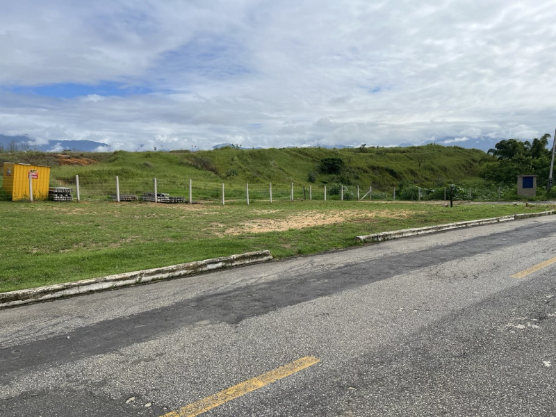imóvel com 566m² - Morada da Colina - Resende
