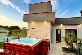 Casa de condom&iacute;nio &agrave; venda ninho verde II com 224m&sup2; e 4 quartos por R$ 1.850.000 - photo-2026-09-28-21-27-50-11.jpg