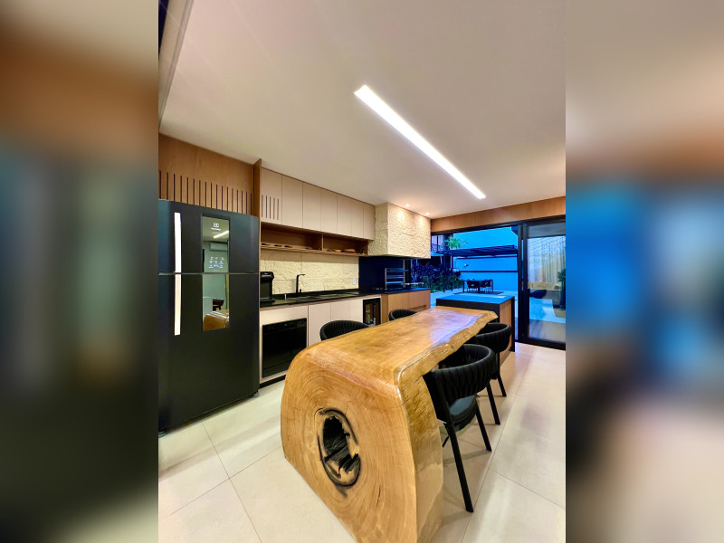 imóvel com 224m² - ninho verde II - Pardinho