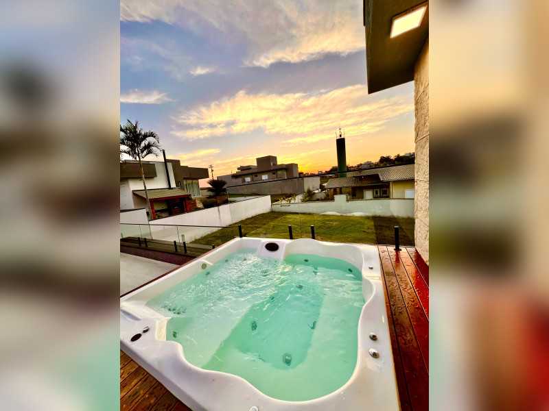 imóvel com 224m² - ninho verde II - Pardinho