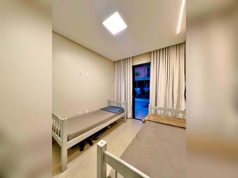 imóvel com 224m² - ninho verde II - Pardinho